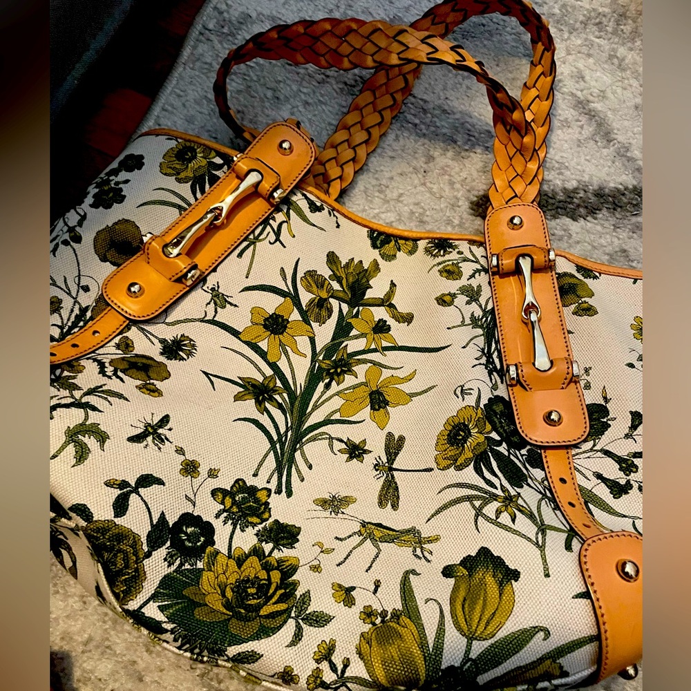 Gucci floral shoulder bag